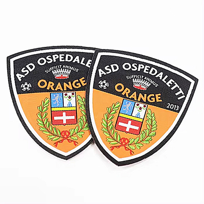 Προσαρμοσμένο υφασμένο ένδυμα Patch Laser Cut Edge με μοναδικό Custom Design